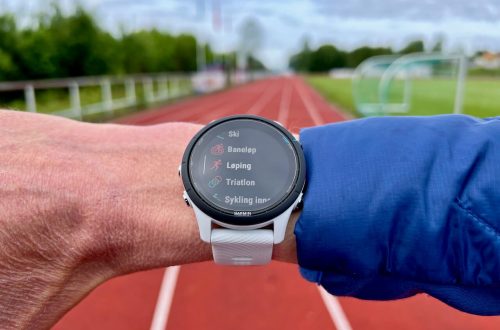 đồng hồ theo dõi sức khỏe garmin