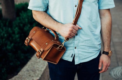 Nghệ thuật và công nghệ: Sự giao thoa trong việc tạo ra đồ da handmade đẹp và chất lượng