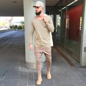 Quần Jogger và Áo Hoodie