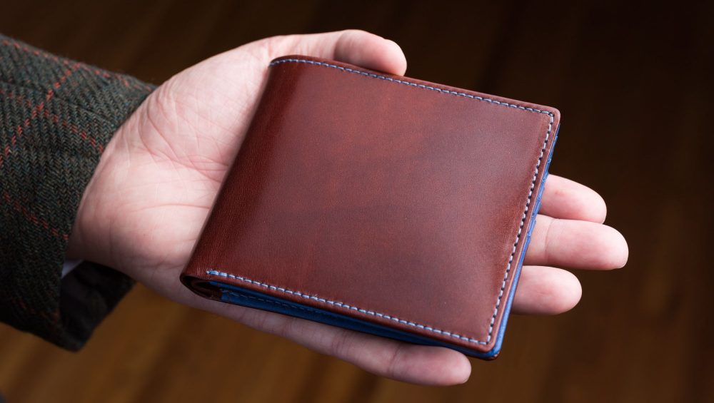 Bóp Nam Hàng Hiệu: Sự Quyến Rũ và Đẳng Cấp Của Ví Da Harpy Leather 1 Bóp Nam Hàng Hiệu: Sự Quyến Rũ và Đẳng Cấp Của Ví Da Harpy Leather