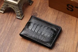 Bóp Nam Hàng Hiệu: Sự Quyến Rũ và Đẳng Cấp Của Ví Da Harpy Leather 2 Chất Lượng Vượt Trội