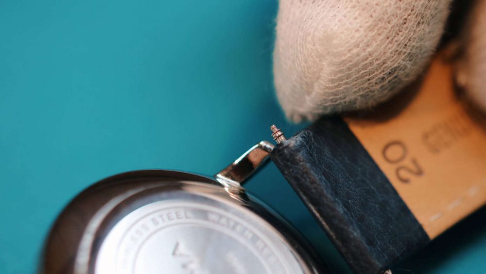Sứ mệnh thay dây da đồng hồ: Nâng cấp phong cách với Harpy Leather